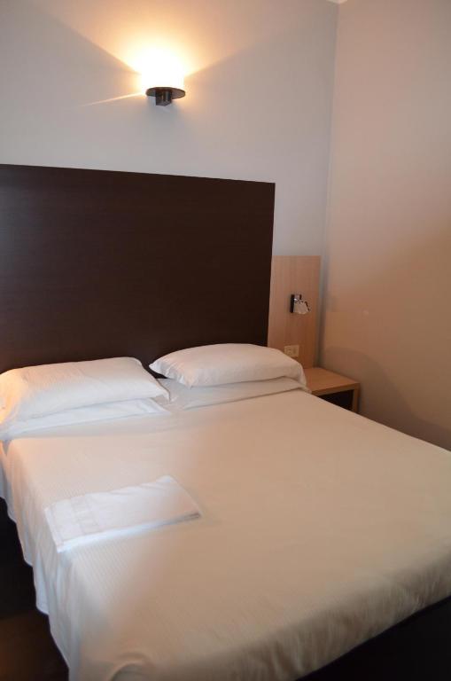 Hotel Aiglon Rimini Værelse billede