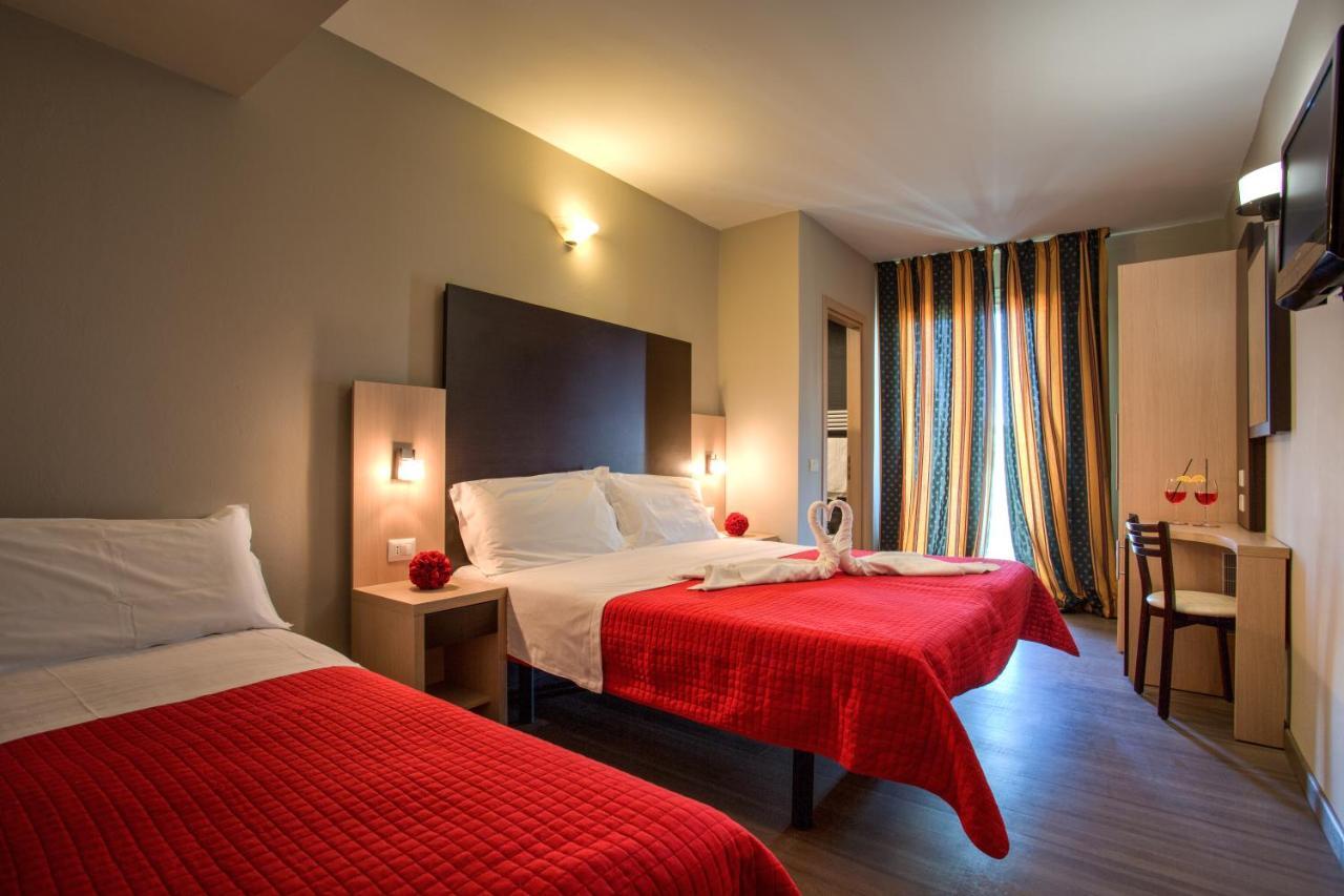 Hotel Aiglon Rimini Eksteriør billede