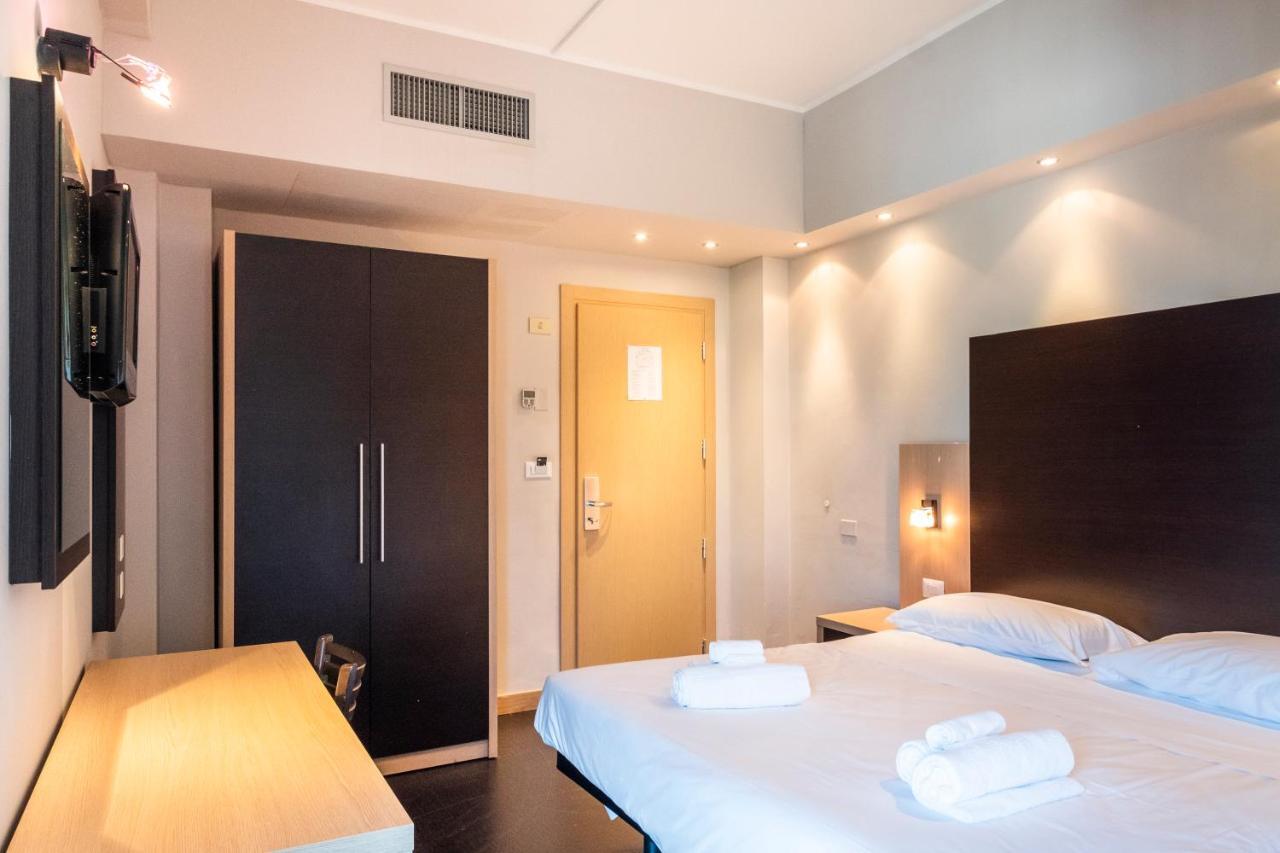 Hotel Aiglon Rimini Eksteriør billede